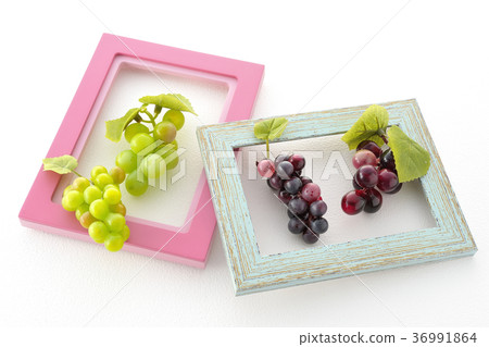 Forehead and bowl 36991864