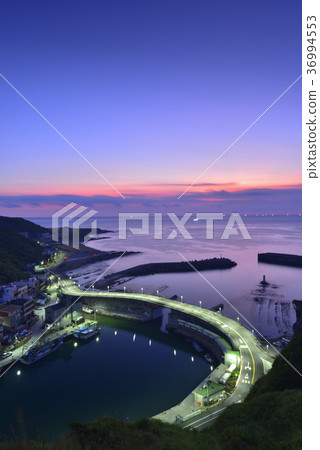 海,水,山,海岸,清晨,日出,海邊,港口,碼頭,漁村,橋,漁船,臺灣,基隆,清新 海,水,山,海岸,清晨,日出,海邊,港口,碼頭,漁村,橋,漁船,臺灣,基隆,清新 36994553