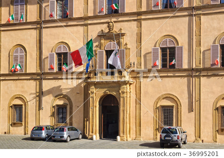 Palazzo Reale - Siena 36995201