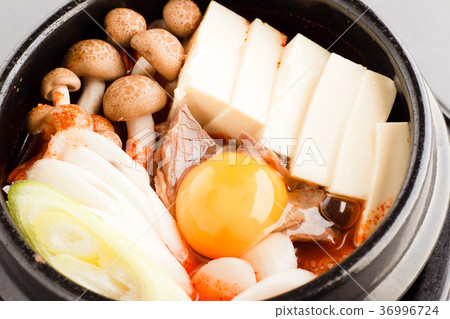 Korean cuisine  36996724