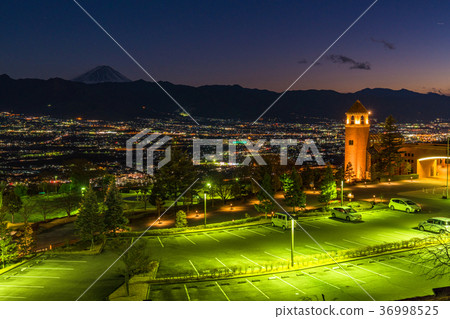 《Yamanashi Prefecture》The night view of Fuefukigawa Fruit Park, one of the New Three Great Night Views of Japan 36998525