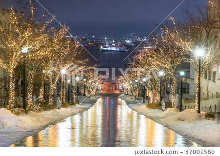 Illuminations of Hakodate Hachimanzaka 37001560