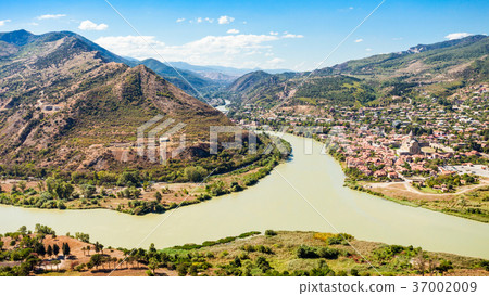 Kura and Aragvi 37002009