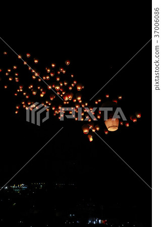 Pingxi Lantern Festival Pingxi Lantern Festival 37006086