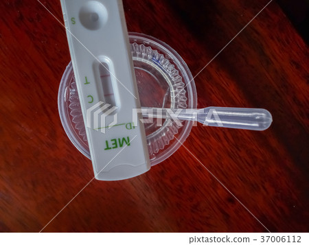 Devices for drug testing in urine. Devices for drug testing in urine. 37006112