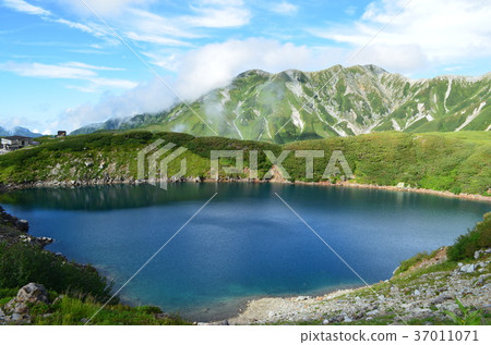 [富山]立山黑部阿爾卑斯山脈路線禦栗賀池塘 37011071
