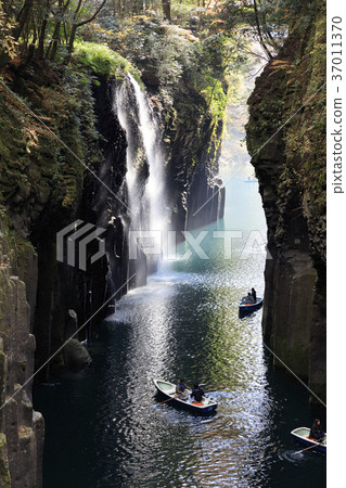Manain Waterfall-The Holy Land of Japan, Takachiho Gorge 37011370