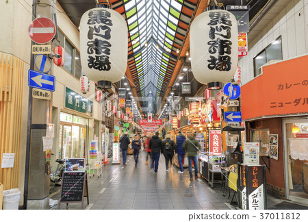 Osaka · Kuromon Market 37011812