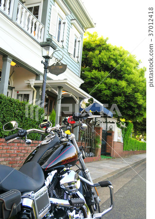 Yokohama Yamate with Harley 2 37012418