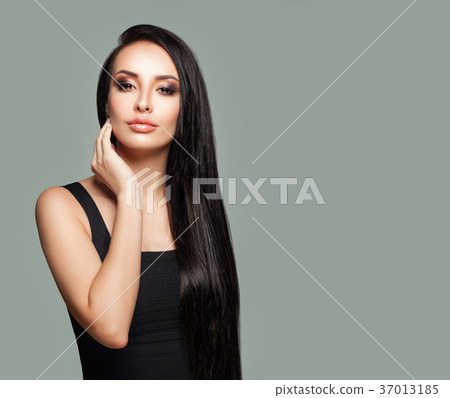 Beautiful Girl Fashion Model with Long Hair Beautiful Girl Fashion Model with Long Hair 37013185