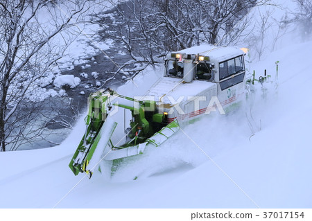 Russell car on the Tadami line 37017154