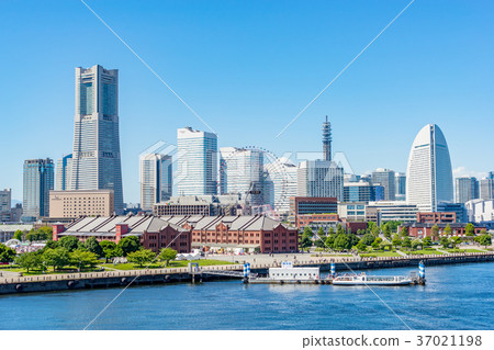 [Kanagawa] Yokohama cityscape 37021198