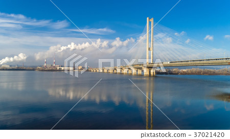 Aerial view of the South Bridge. Aerial view of 37021420
