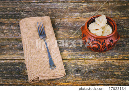 Meat dumplings pelmeni, with meat Meat dumplings pelmeni, with meat 37022184