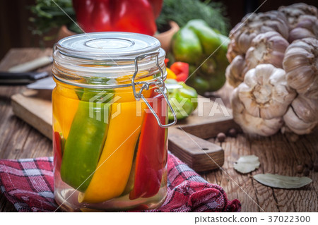 Pickled peppers. Pickled peppers. 37022300