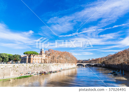 沿台伯河的鎮 37026491