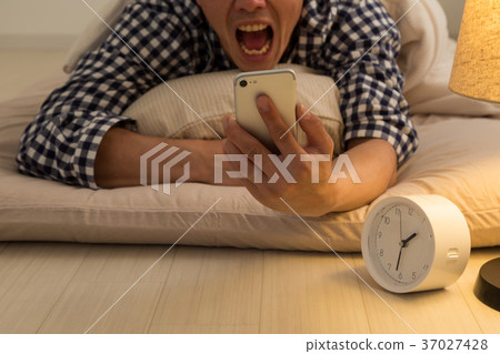sleep 37027428