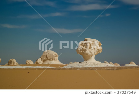 Abstract sculptures in White desert, Sahara Egypt Abstract sculptures in White desert, Sahara Egypt 37027549