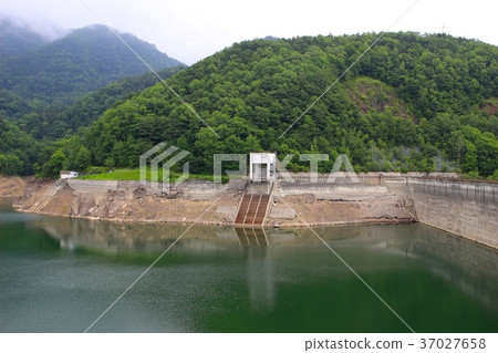 Shohei湖和Shohei水壩 37027658