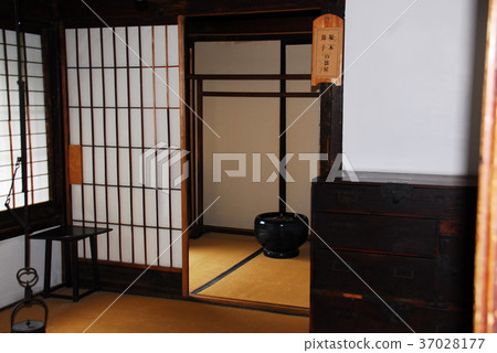 The entrance room which I saw from the room where Tochigi lived in the newlywed life (in "Tochigi newlywed's house = Morioka city, Iwate prefecture) 37028177