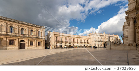 Cathedral Square - Ortigia Syracuse Sicily Italy Cathedral Square - Ortigia Syracuse Sicily Italy 37029656