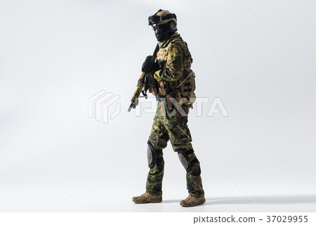 Orderly defender keeping assault rifle Orderly defender keeping assault rifle 37029955