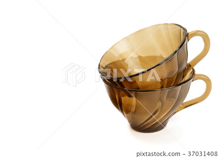 Empty tea cups isolated on white background. 37031408