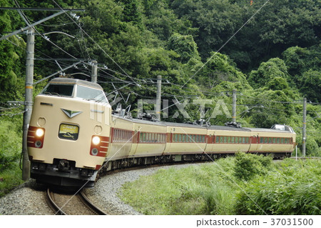 Series 381 Express Limited 37031500