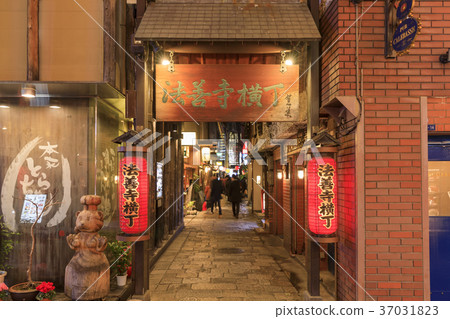 Hozenji Yokocho at night in Osaka Hozenji Yokocho at night in Osaka 37031823