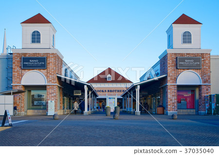 Sano Premium Outlet Sano Premium Outlet 37035040
