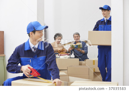 Director, old couple, worker, Korean Director, old couple, worker, Korean 37035583