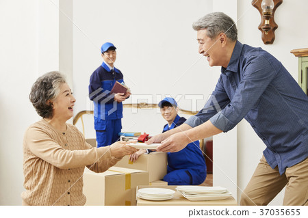 主任，老夫妻，工人，韓國人 37035655