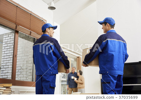 Director, old couple, worker, Korean 37035699