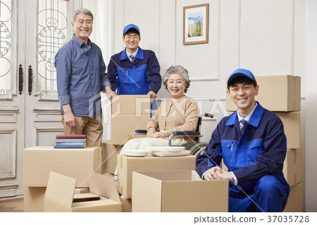 主任,老夫妻,工人,韓國人 主任,老夫妻,工人,韓國人 37035728