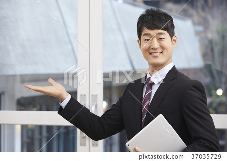 銷售人員,商人,韓國人 銷售人員,商人,韓國人 37035729