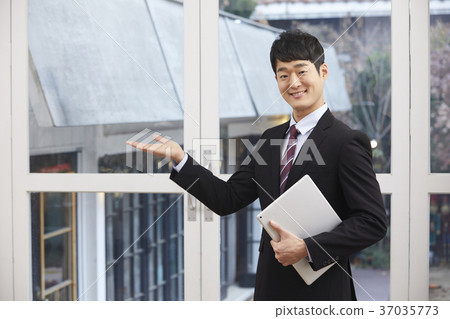 銷售人員,商人,韓國人 銷售人員,商人,韓國人 37035773