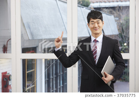 銷售人員,商人,韓國人 銷售人員,商人,韓國人 37035775