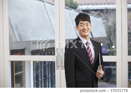 銷售人員,商人,韓國人 銷售人員,商人,韓國人 37035776