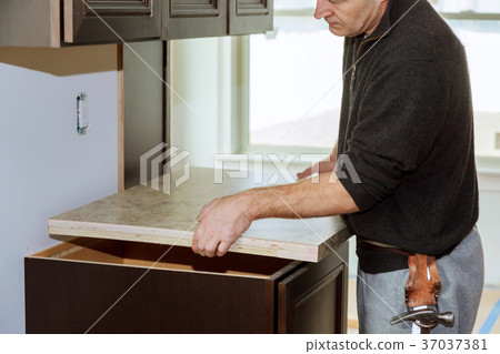 Kitchen more functional with a sink, cooktop 37037381