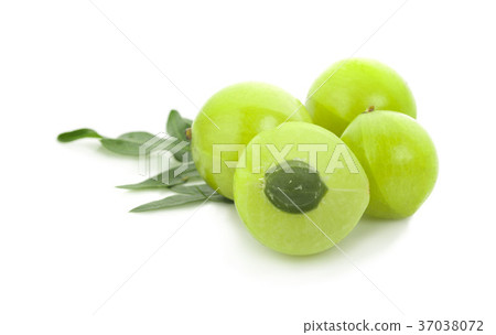 Indian gooseberry isolated on white background 37038072