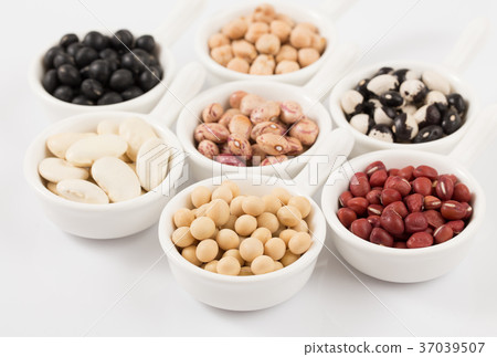 Multicolored beans Multicolored beans 37039507