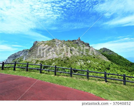 烏蘇山1 烏蘇山1 37040852