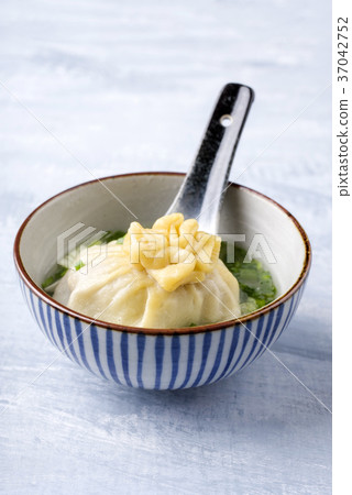 Traditional Manti Traditional Manti 37042752