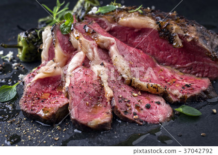 Barbecue aged Wagyu Tagliata di Manzo 37042792