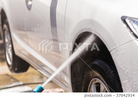 Car wash service 37042934