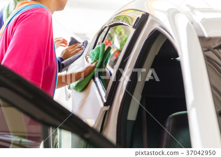 Car wash service Car wash service 37042950