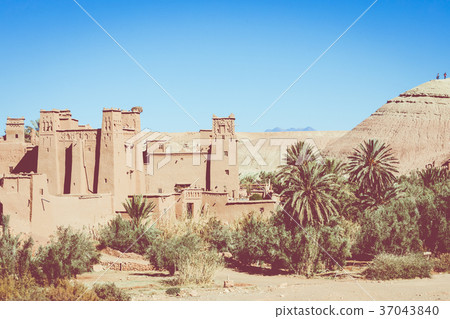 Panorama of Ait Ben Haddou Casbah  37043840