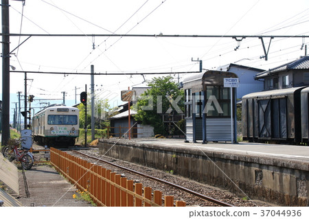 Joshin Electric Railway Joju Fukushima Station 37044936