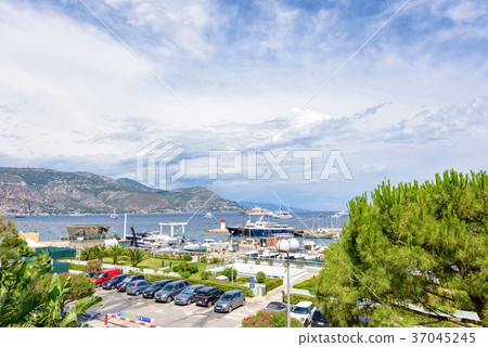 Daylight sunny view to port of Beaulieu-sur-Mer 37045245