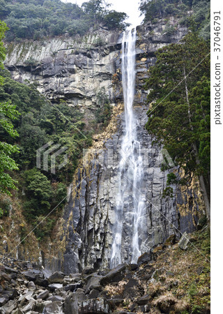 Nachi-no-taki (Nachi Otaki) Hida Shrine (Wakayama Prefecture Higashi-Gun-gun Nachi Katsuura-cho) 37046791